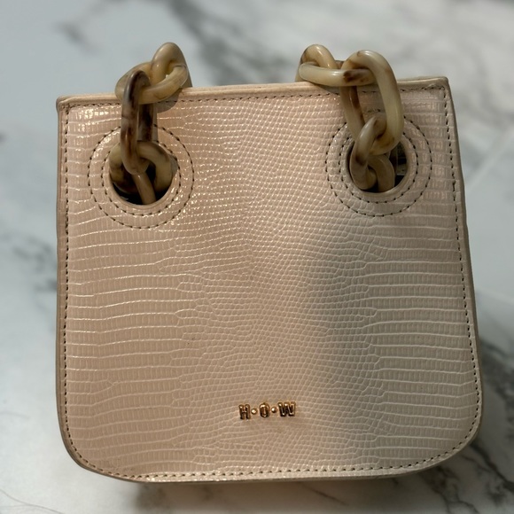 House of Want Vegan Leather Chain Strap bag - Picture 6 of 6